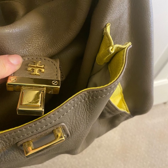 Tory Burch one handle shoulder bag - Picture 9 of 13